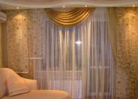 decorare fereastră în camera de zi