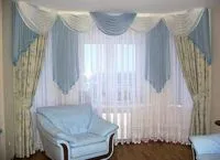 decorare fereastră în camera de zi