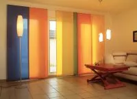 decorare fereastră în camera de zi
