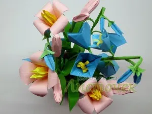Cum sa faci un boboc de floare de hârtie Cum sa faci un boboc de floare de hârtie