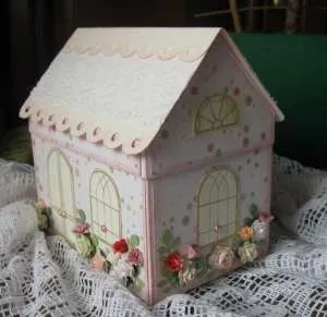 Cu mâinile lor din casa de hârtie Cu mâinile lor din casa de hârtie