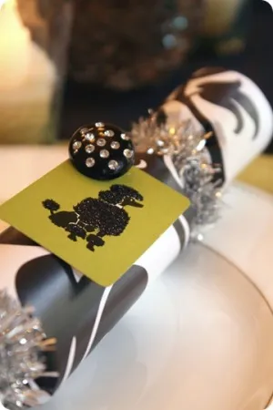 Confetti cu mâinile lor Confetti cu mâinile lor