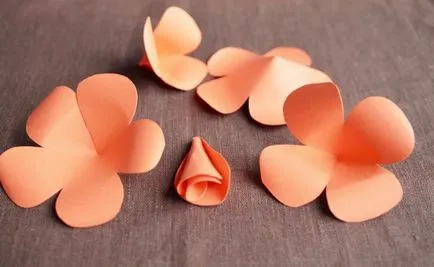 Cum sa faci un boboc de floare de hârtie