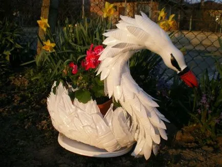Ideea originala pentru a crea paturi de flori din sticle de plastic (sticle) Ideea originala pentru a crea paturi de flori din sticle de plastic