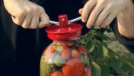 Cât de aproape în borcane cu gem Cât de aproape în borcane cu gem
