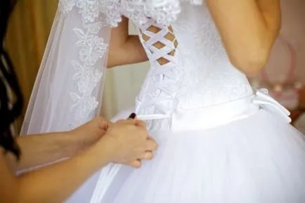 Cum să dantelă sus corset