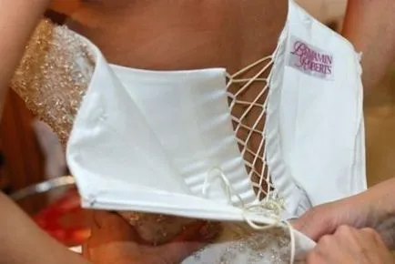 Cum să dantelă sus corset