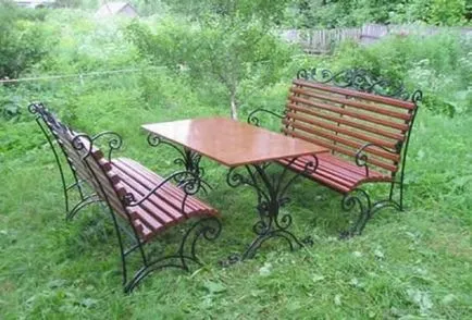 foișoare mobilier, cu mâinile lor