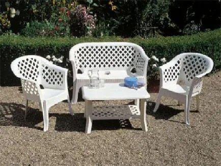 foișoare mobilier, cu mâinile lor