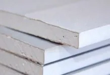 Materiale de decorare de perete pe balcon și opțiuni cu care se confruntă