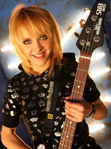 punk rock, copii, divort, ex-yoga - Ranetki - 11 ani mai târziu, revista cosmopolită