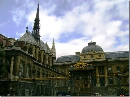 La fel ca în palat francez va