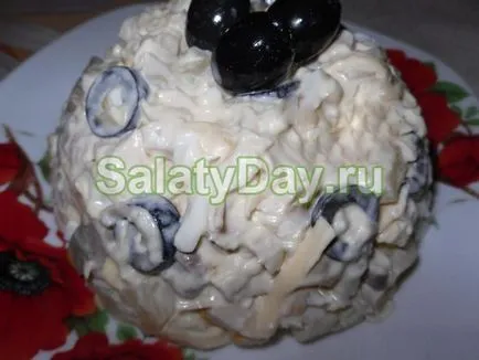 Salata cu sunca branza de rosii Salata cu sunca branza de rosii