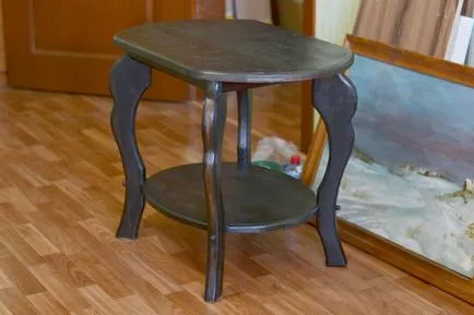 Alterarea de mobilier din lemn
