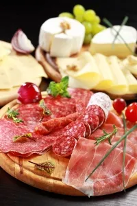 Salami ca este Salami ca este