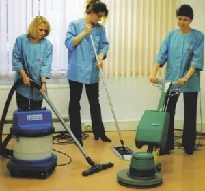 Începe repararea plafonului Începe repararea plafonului
