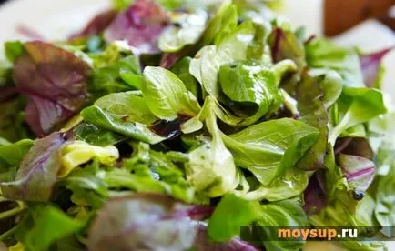 Salata cu sunca branza de rosii Salata cu sunca branza de rosii