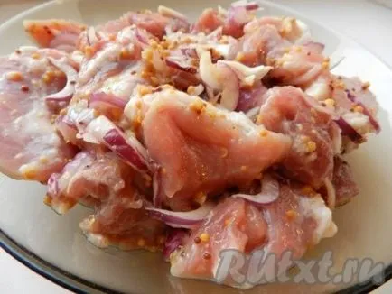 Porc cu cartofi în gaura