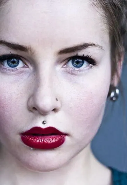 Piercing buza superioară (fotografii)