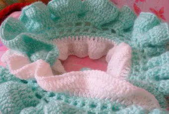 Cum să tricot volanele
