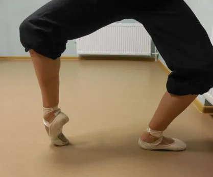 7 cele mai bune exerciții de ridicare - fațete de dans (ridicare balet) 7 cele mai bune exerciții de ridicare - fațete de dans
