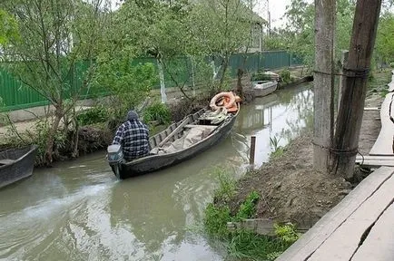 6, în care sunt situate pe apă (bilete low-tarif) 6, în care sunt situate pe apa