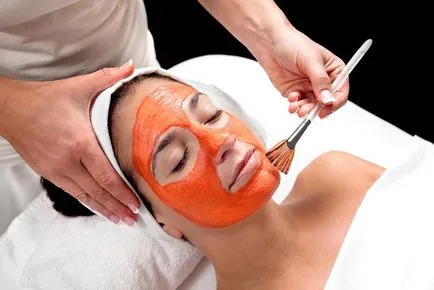 8 Cel mai eficient (baza Whitening Mask) albire măști faciale la domiciliu 8 Cel mai eficient de albire măști faciale la domiciliu