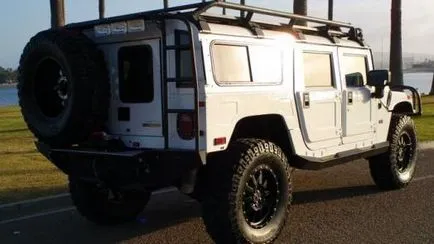 SUA militare Humvee