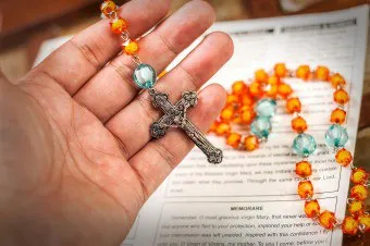 Cum de a consacra un apartament pe propriile lor ritualuri ortodoxe interne (acasă) Cum de a consacra un apartament pe propriile lor ritualuri ortodoxe interne