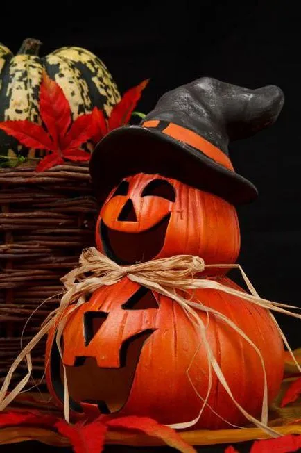 Cum pentru a sărbători Halloween poveste de vacanță, tradiție și idei de sărbătoare (Halloween) Cum pentru a sărbători Halloween poveste de vacanță, tradiție și celebrare idei