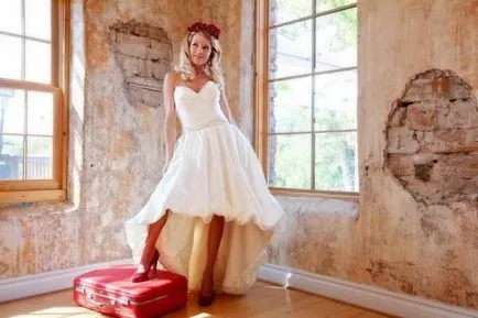 Rochie scurta fata spate lung; seara, de nunta, de zi cu zi