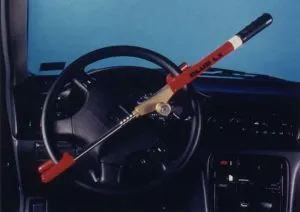 Blocante de direcție protecție suplimentară împotriva furtului auto