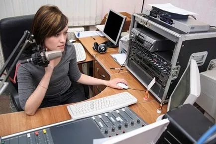 Business pe ascultător cum să deschidă stația (de afaceri) Business pe ascultător ca un post de radio