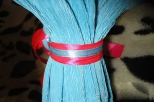 Buchet de jucării cu propriile lor mâini 1 (mâini) Buchet de jucării cu propriile lor mâini 1