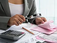 Ce se poate face în cazul în care a cumpărat o mașină, și ea a fost în arestul (auto) - pentru un contract de vânzare, la (do) Ce se poate face în cazul în care a cumpărat o mașină, și ea a fost în arestul (auto) - pentru contractul de cumpărare și de vânzare, în