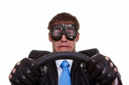 Ce ar trebui să fac dacă mi-e teamă să merg de conducere în jurul orașului cu mașina