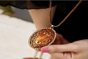 Ce este piatra de chihlimbar și descrierea aplicației, utile și proprietățile curative ale chihlimbarului, de îngrijire (curativ) Ce este piatra de chihlimbar și descrierea aplicației, utile și proprietățile de chihlimbar de vindecare, îngrijire