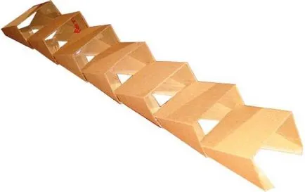 Ce poate fi realizat din carton, cu mâinile lor din tuburi, cutii de carton și carton ondulat (posibil) Ce poate fi realizat din carton, cu mâinile lor din tuburi, cutii de carton și carton ondulat