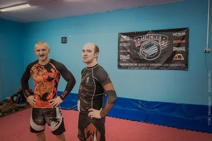 Ce ai nevoie pentru a începe MMA de formare (obligatoriu) Ce ai nevoie pentru a începe formarea MMA