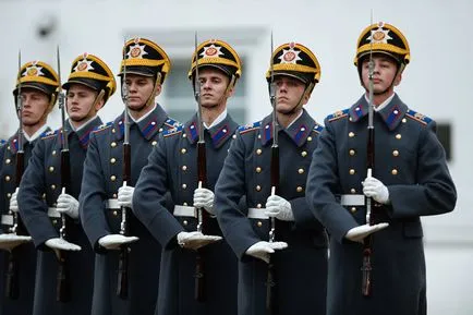 Ce trebuie să știți recrutul și părinții săi - ziarul românesc