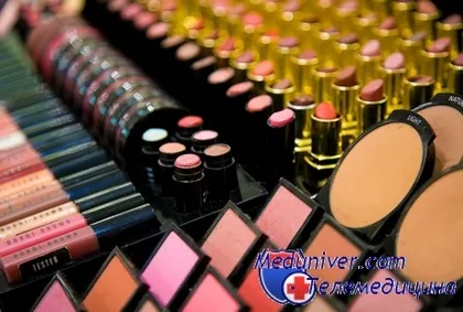 Care este cosmetice de culoare și ceea ce este inclus în setul curent (e) Care este cosmetice de culoare și ceea ce este inclus în kit-uri moderne