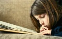 De ce ar trebui să vizitați biblioteca, care sunt beneficiile pe care le obține (unele) De ce ar trebui să vizitați biblioteca, care sunt beneficiile pe care le obține