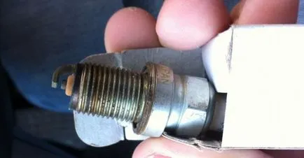 De ce lumânări umple injectorul, ce să facă în cazul în care sa întâmplat deja (lumânări) De ce lumânări umple injectorul, ce să facă în cazul în care deja sa întâmplat