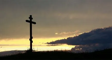 De ce a pus cruci pe morminte
