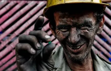 Ce este proprietățile Emerald, minerit, istorie de pietre prețioase, bijutier