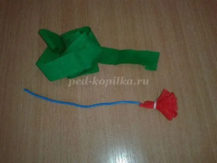 Florile din hârtie creponată, cu propriile sale mâini