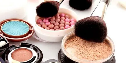 Cosmetica decorativa - seturi si cele mai bune mărci cu prețuri și recenzii