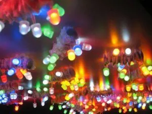 Asigurați-o lumina de noapte cu mâinile, cu fotografii și video clare