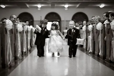 Copiii de la nunta cum sa distreze copiii la o nunta (nunta) Copiii de la nunta cum sa distreze copiii la o nuntă