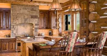 Design de bucătărie într-o casă privată în interiorul diferite aspecte (design + bucătărie mare într-o casă privată) Design de bucătărie într-o casă privată în interiorul diferitelor concedierile